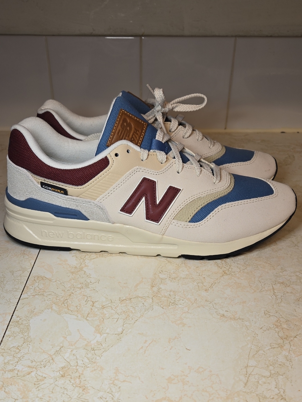 New Balance 997H Men's Shoes Beige, Blue & Burgundy